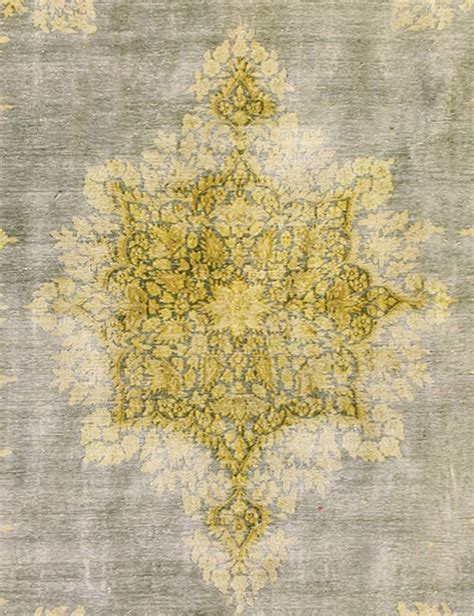 Persian Vintage Carpet 305 x 220