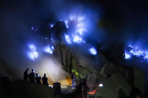 heaven in indonesia: BLUE FIRE KAWAH IJEN,,Banyuwangi INDONESIA