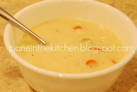 See Jane in the kitchen: Turkey (or chicken) Soup