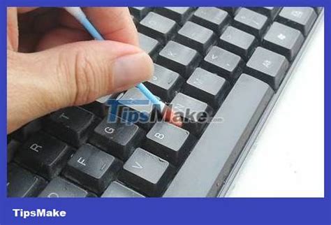 How to Fix Stuck Keyboard Buttons - TipsMake.com