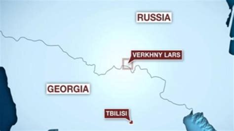 Only usable land border between Georgia and Russia reopens