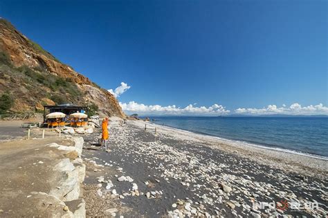 Photographs of the beaches on the Island of Elba