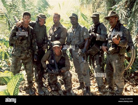 Predator 1987 movie hi-res stock photography and images - Alamy