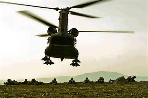 Navy SEALs - Chinook Helicopter