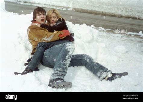 JUST MARRIED, ASHTON KUTCHER, BRITTANY MURPHY, 2003 Stock Photo - Alamy