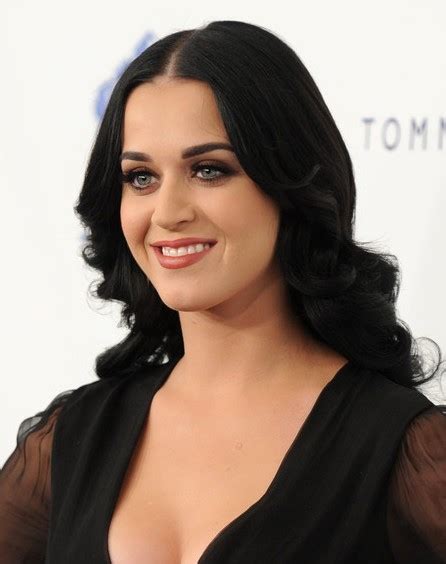 Katy Perry Big Waves Hairstyle for Long Hair - PoPular Haircuts