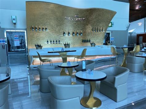 Latest Update on Emirates First and Business Class Lounges in Dubai