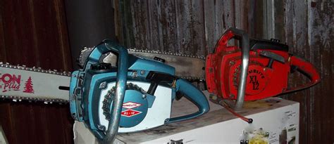 Homelite xl12 big red and old blue ! Chainsaw Repair, Chainsaws, Logger, Shop Ideas, Golf Bags ...