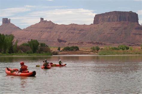 Moab Kayaking Trips - Colorado River | Mild to Wild Rafting