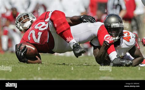 Tampa, Florida, USA. 29th Sep, 2013. DANIEL WALLACE | Times.Tampa Bay ...