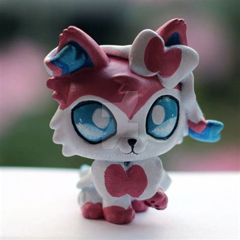 Sylveon LPS custom #4 | Custom lps, Lps pets, Lps littlest pet shop