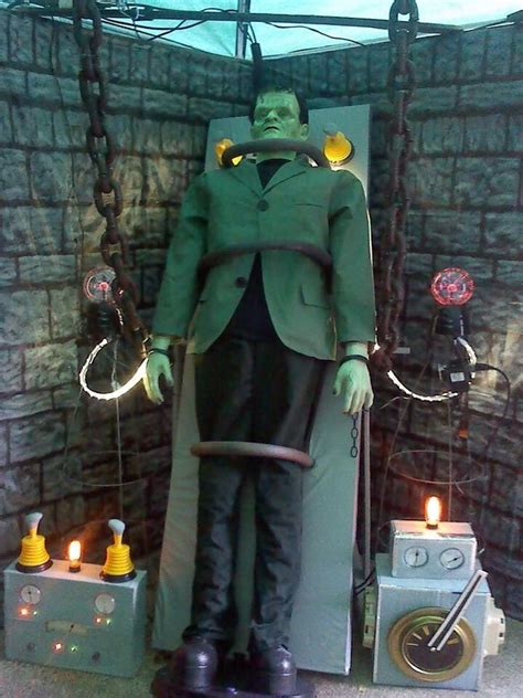 Pin by Christine Gauvreau on Parade float | Mad scientist halloween ...