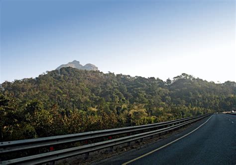 Stock Pictures: Mumbai Ahmedabad Highway scenes