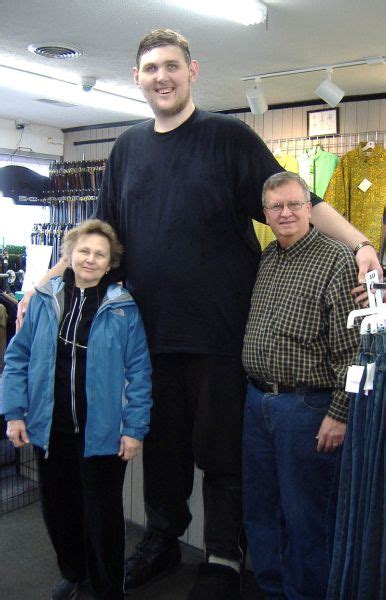 The Tallest Man of America (30 pics)