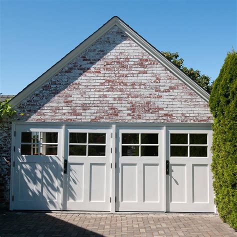 Carriage garage doors with windows - kobo building