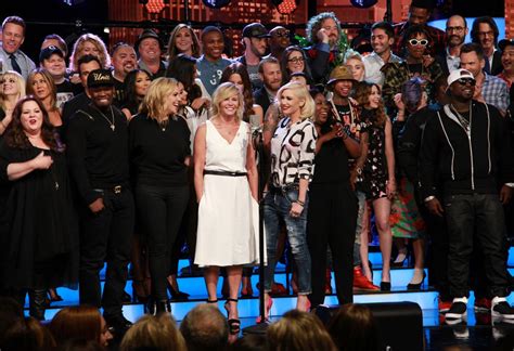 Famous Friends from Chelsea Lately Finale | E! News