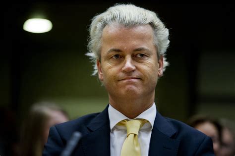 Paris Attacks Boost Support for Dutch Anti-Islam Populist Wilders ...