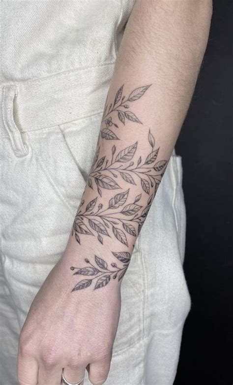 Black Leaves Tattoo | InkStyleMag