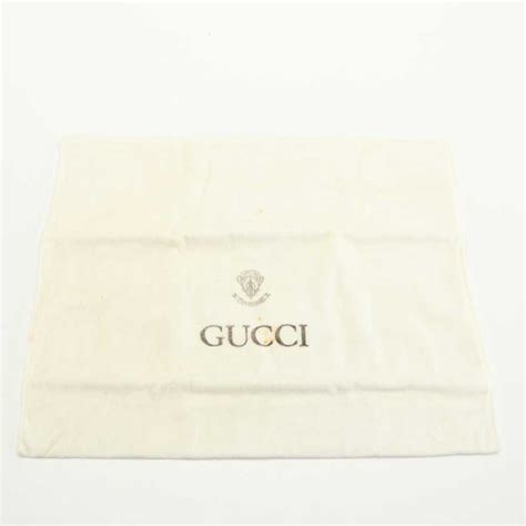 Gucci Shoulder Bag in Dark Red Leather | EBTH