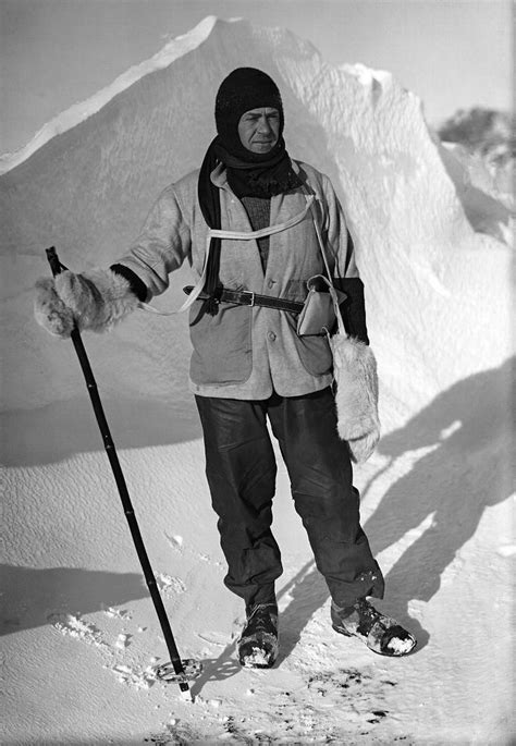 37 Photographs Documenting the Heroic Age of Antarctic Exploration | Robert falcon scott ...