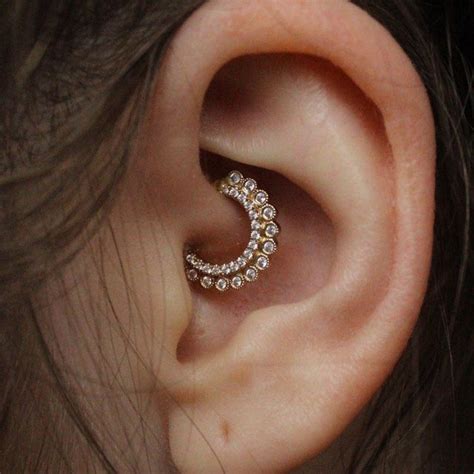 How to Heal an Infected Daith Piercing - TatRing