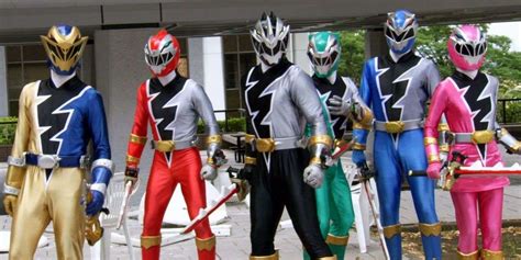 Power Rangers: Dino Fury showrunner explains how the series is bending the Ranger 'rules' | SYFY ...