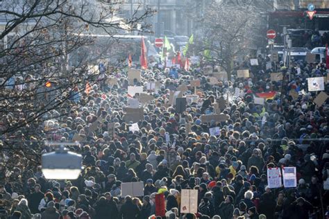 Germany: 250,000 march in protests against far-right AfD