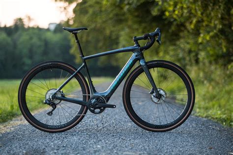 Specialized électrise la route avec le Turbo Creo SL … - Ecuisses Vélo ...