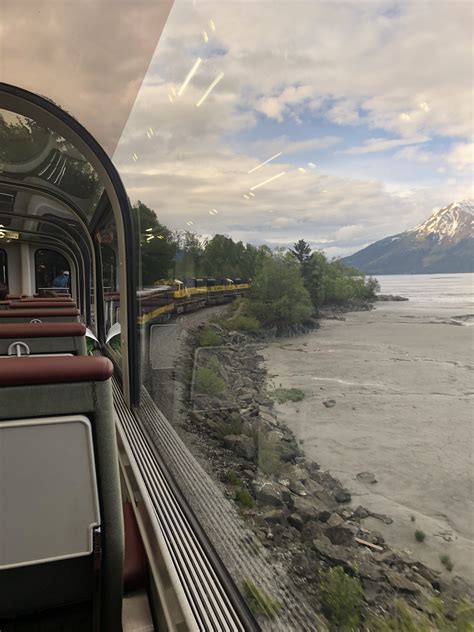 Booking an Alaska Sightseeing Train: what you need to know