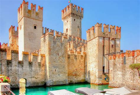 Sirmione - Visit Beautiful Italy