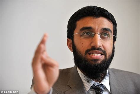 Hizb ut-Tahrir leader tells uni ex-Muslims deserve death | Daily Mail Online