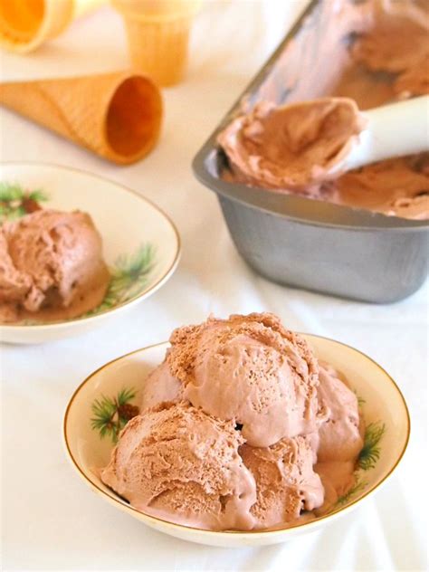 Three-Ingredient Ovaltine Ice Cream | Receita