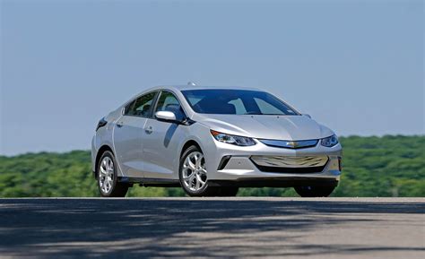 2019 Chevrolet Volt Reviews | Chevrolet Volt Price, Photos, and Specs | Car and Driver