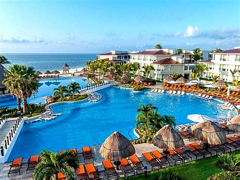 Top 20 Luxury Hotels in Cancún - Sara Lind's Guide 2020