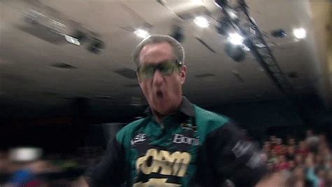 Peter Weber strike celebration is the best : Bowling