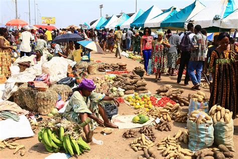 Food and Economy – Cameroon Adventures and Tours