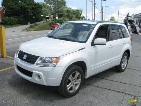 2006 White Pearl Suzuki Grand Vitara Luxury 4x4 #14367843 Photo #4 | GTCarLot.com - Car Color ...