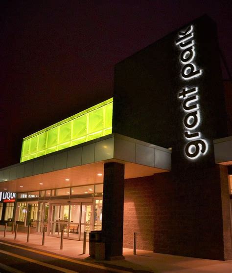 Grant Park Shopping Centre | 1120 Grant Avenue, Winnipeg, MB Canada. Unique, friendly stores ...