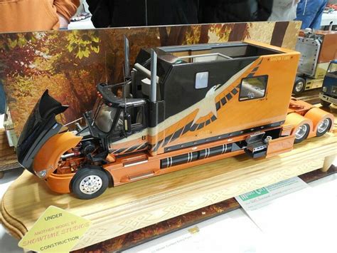 Pin by Kevin Hubbard on model semi trucks | Model truck kits, Plastic ...