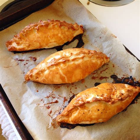 The Cornish pasty: traditional British fare – Cubey Terra