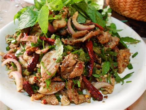 Thai Food Recipe .. You can do : Yum Nam Tok (Thai Spicy Beef Salad)