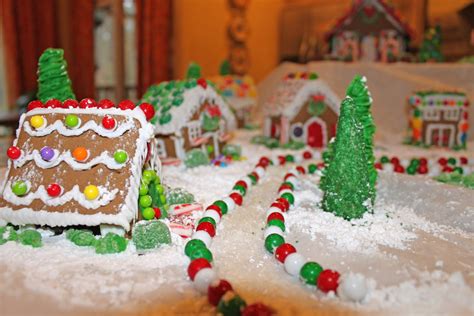 Amanda's Parties To Go: Gingerbread House Village