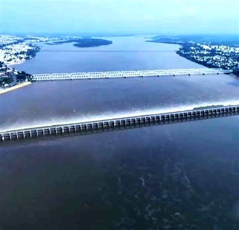 Overflowing Krishna river at Prakasam Barrage