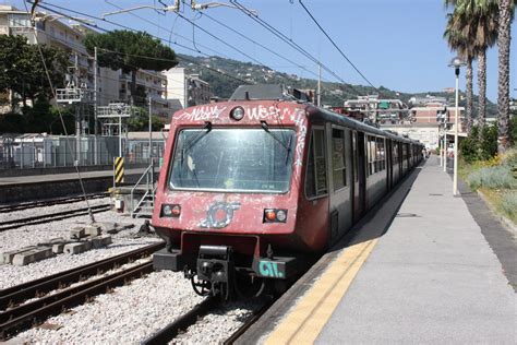 Sorrento Circumvesuviana | Seen at Sorrento Railway station,… | Flickr