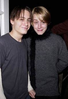 Macaulay Culkin with his younger brother Kieran Culkin in 2022 | Macaulay culkin, Kieran culkin ...