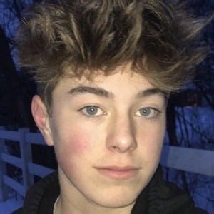 Jeremy Hutchins - Age, Family, Bio | Famous Birthdays