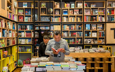 Galería de Librería Quede / Pablo Dellatorre + Estudio Montevideo - 20