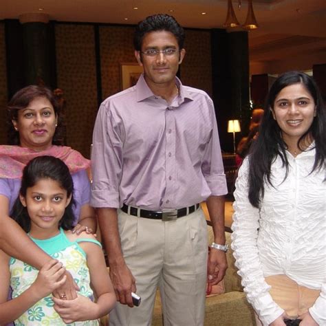 Anil Kumble Height, Weight, Age, Spouse, Family, Facts, Biography