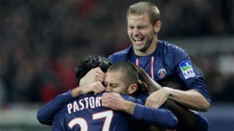 Beckham makes PSG debut in victorious match