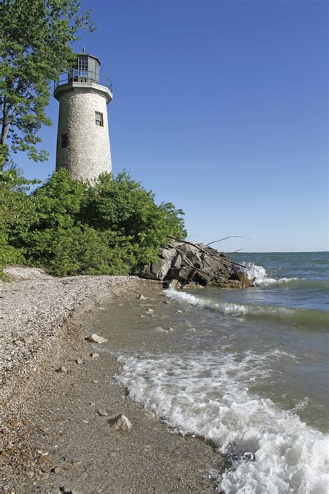 Bus Tours and Air Vacations | Travac Tours | Ontario- Pelee Island and Windsor Getaway